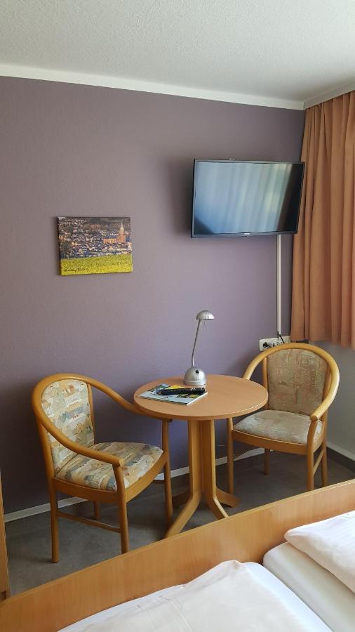 Hotel Vierenstrasse Neudorf  Екстериор снимка