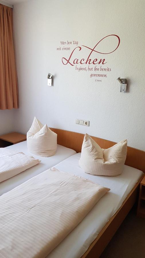 Hotel Vierenstrasse Neudorf  Екстериор снимка