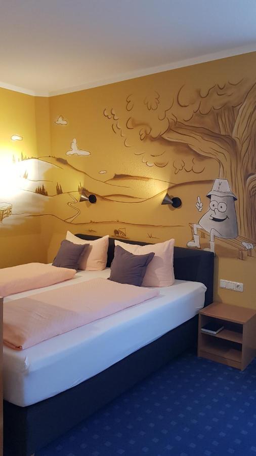 Hotel Vierenstrasse Neudorf  Екстериор снимка