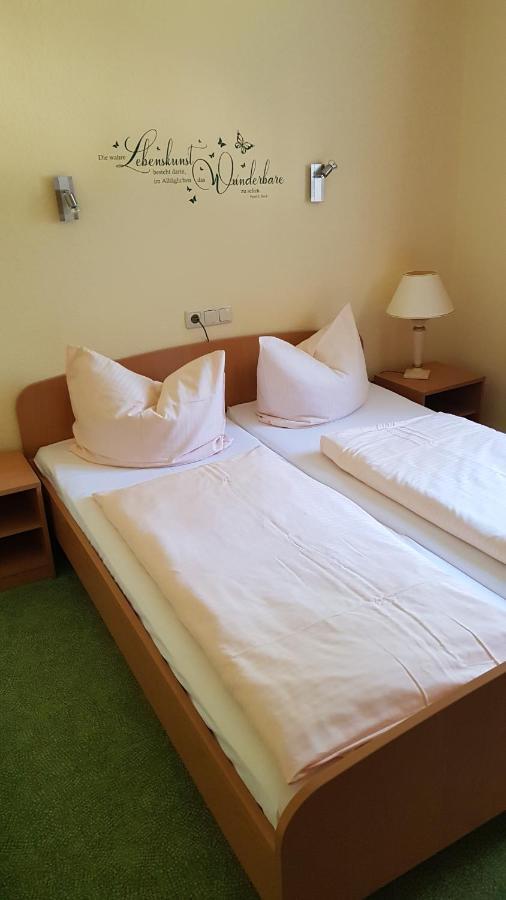 Hotel Vierenstrasse Neudorf  Екстериор снимка